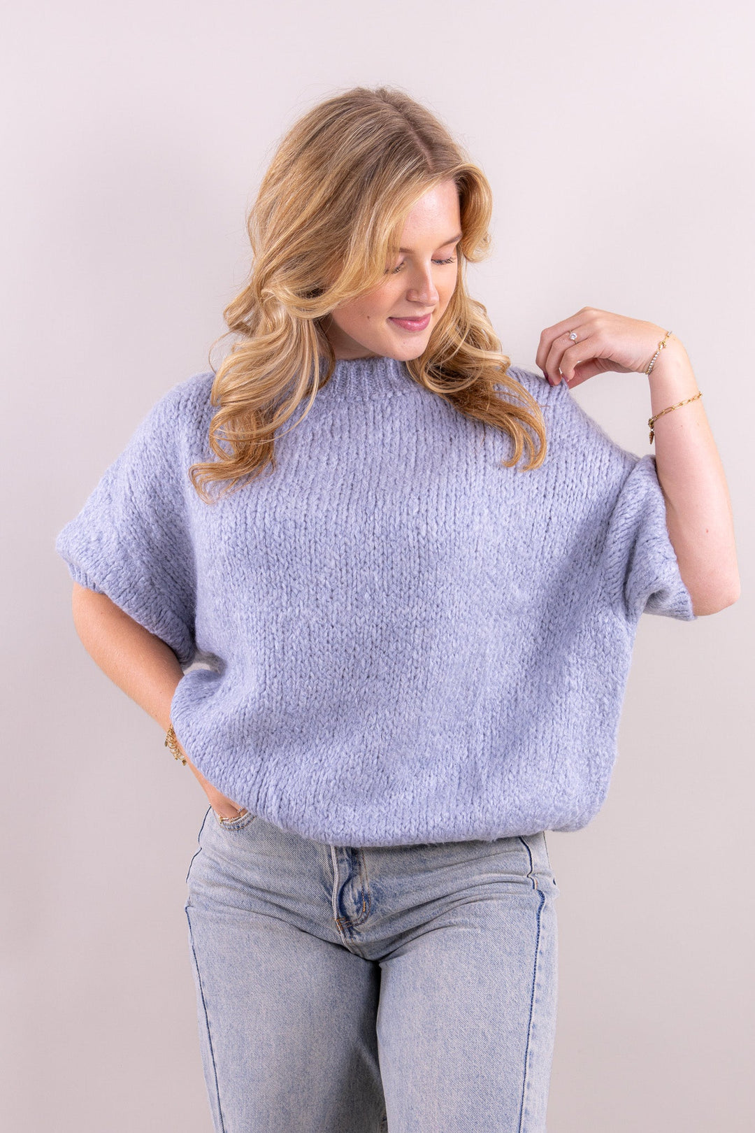 Leah’s Kurzarm-Strickpullover