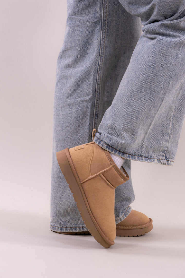 Elie comfy boots